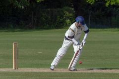 454767_Mike_Ilbery_batting
